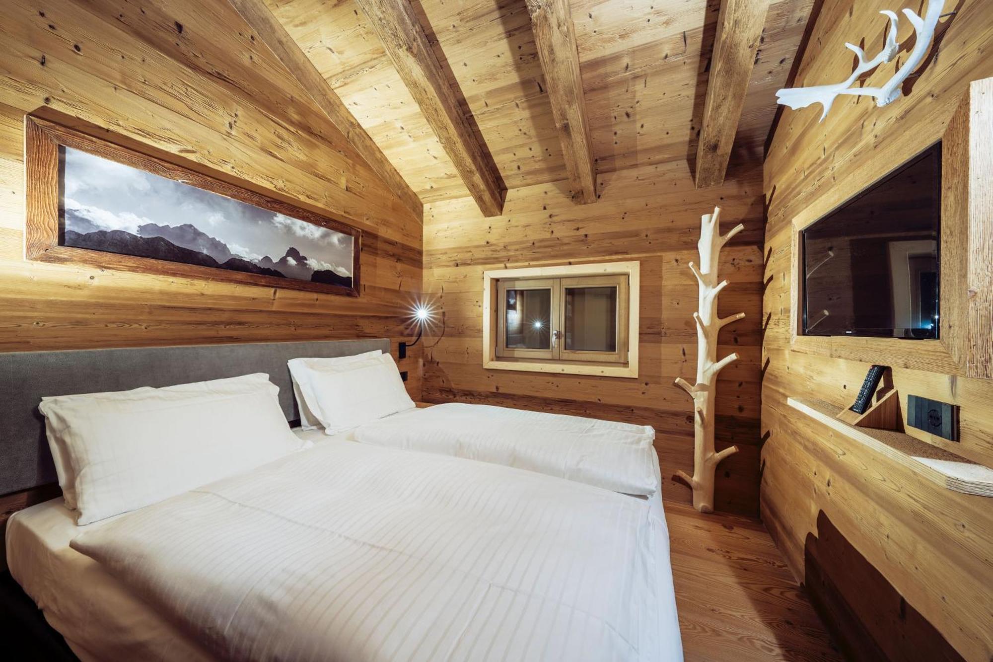 Hotel Villa Alpina ***S Cortina d'Ampezzo Exterior photo